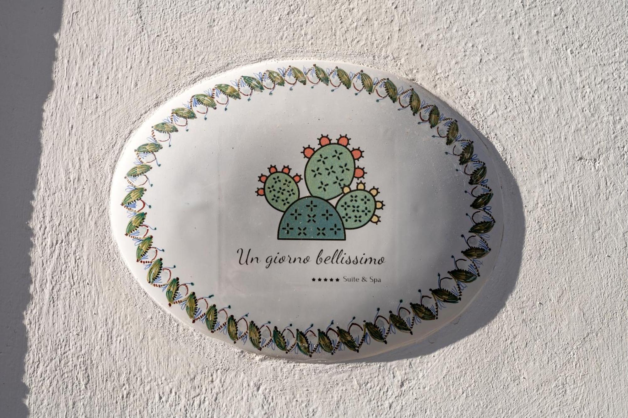 Un Giorno Bellissimo Suite & Spa مارتينا فرانكا المظهر الخارجي الصورة